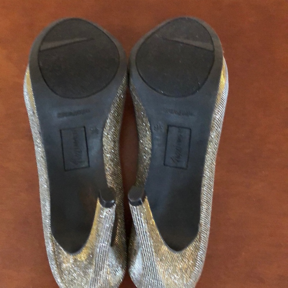 Fiona Women’s Gold/Silver Heels - Picture 5 of 6